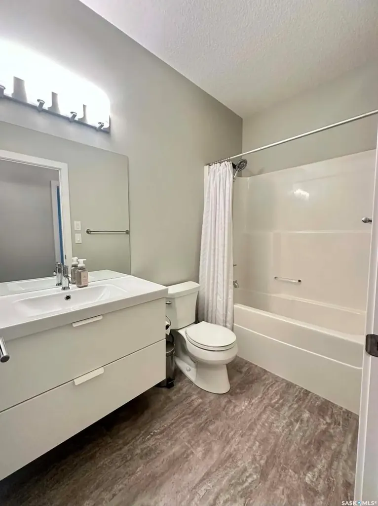 940 Rock Hill Lane Martensville SK S0K 0A2