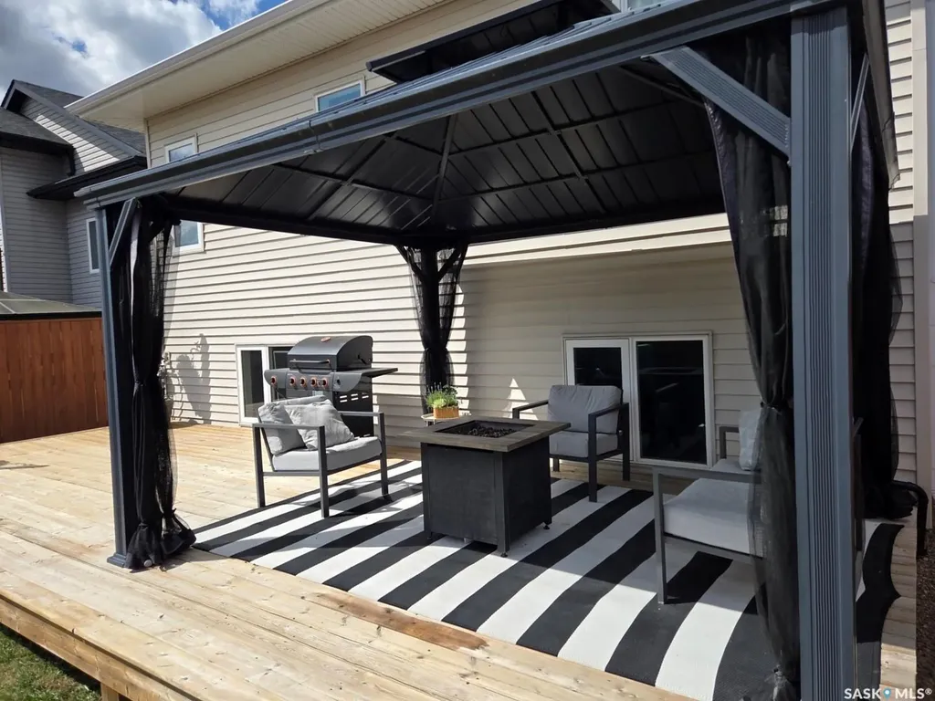 940 Rock Hill Lane Martensville SK S0K 0A2