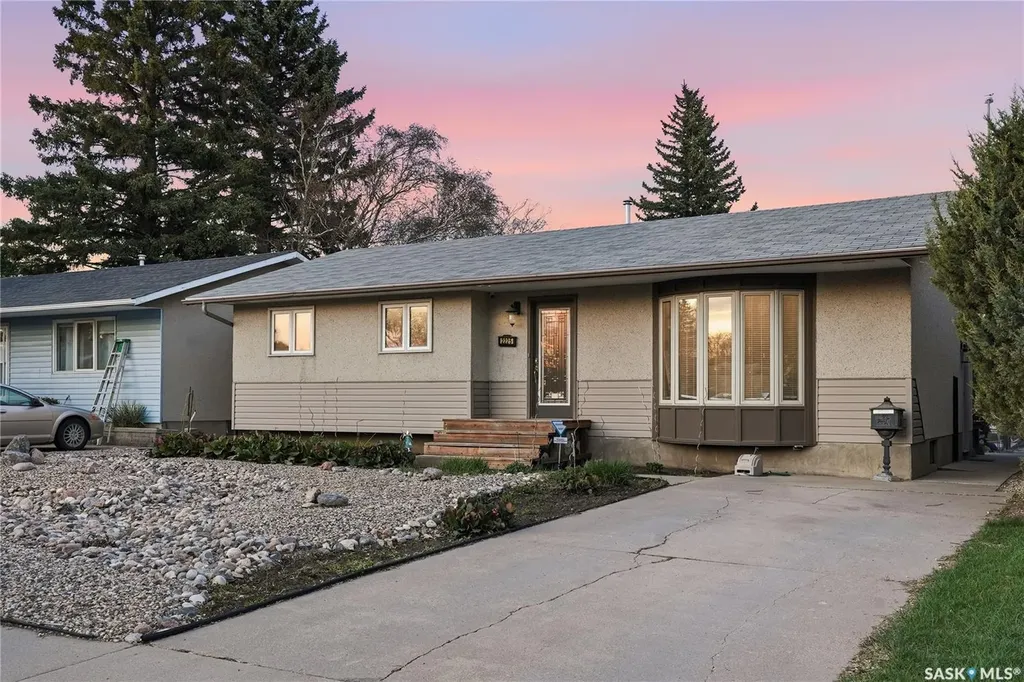 2225 Easthill Saskatoon SK S7J 3E1