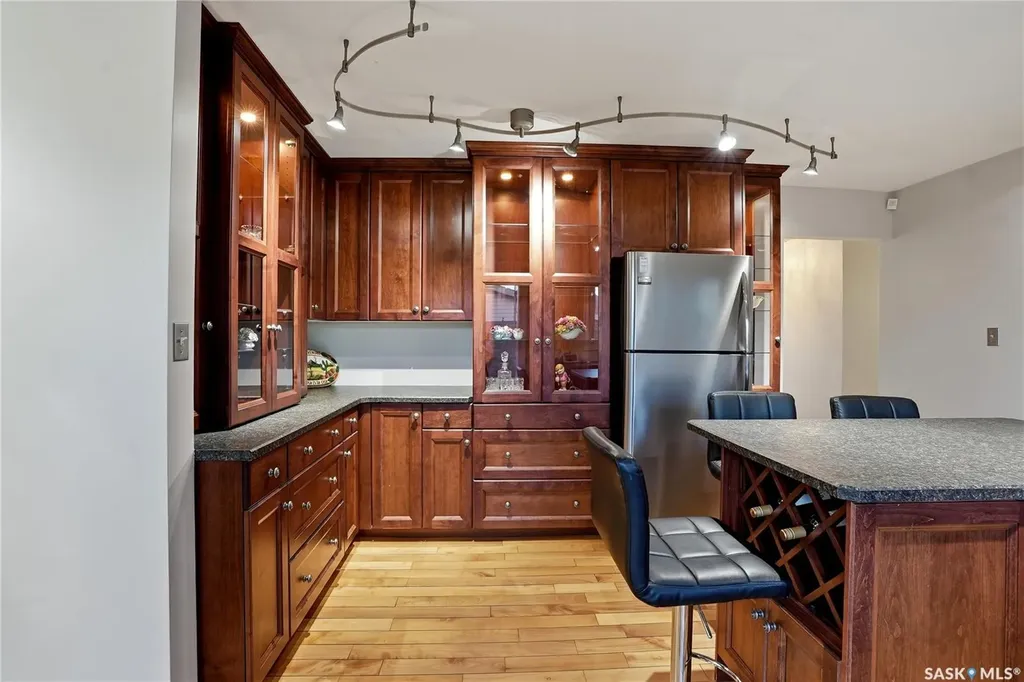 2225 Easthill Saskatoon SK S7J 3E1