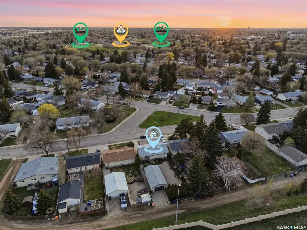 2225 Easthill Saskatoon SK S7J 3E1
