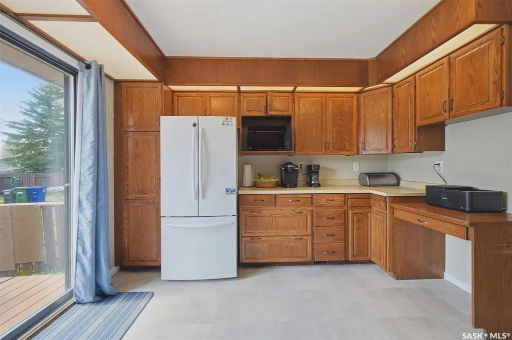 12 Murphy Crescent Saskatoon SK S7J 2T4