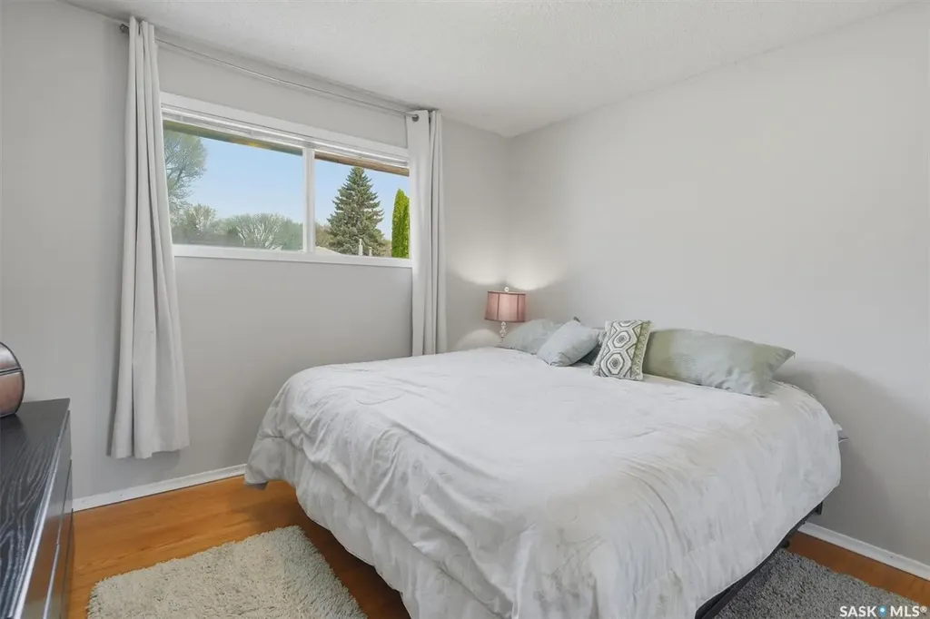 12 Murphy Crescent Saskatoon SK S7J 2T4