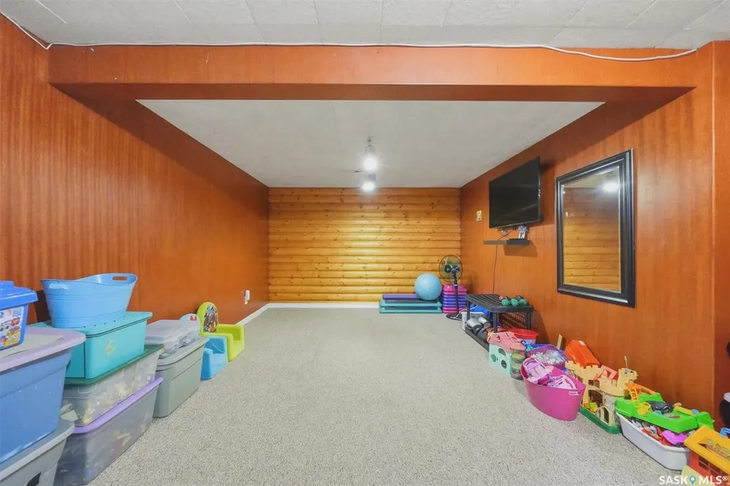 12 Murphy Crescent Saskatoon SK S7J 2T4