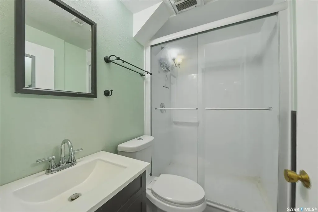 12 Murphy Crescent Saskatoon SK S7J 2T4