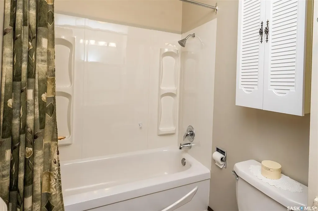 512 9th Street E Wynyard SK S0A 4T0