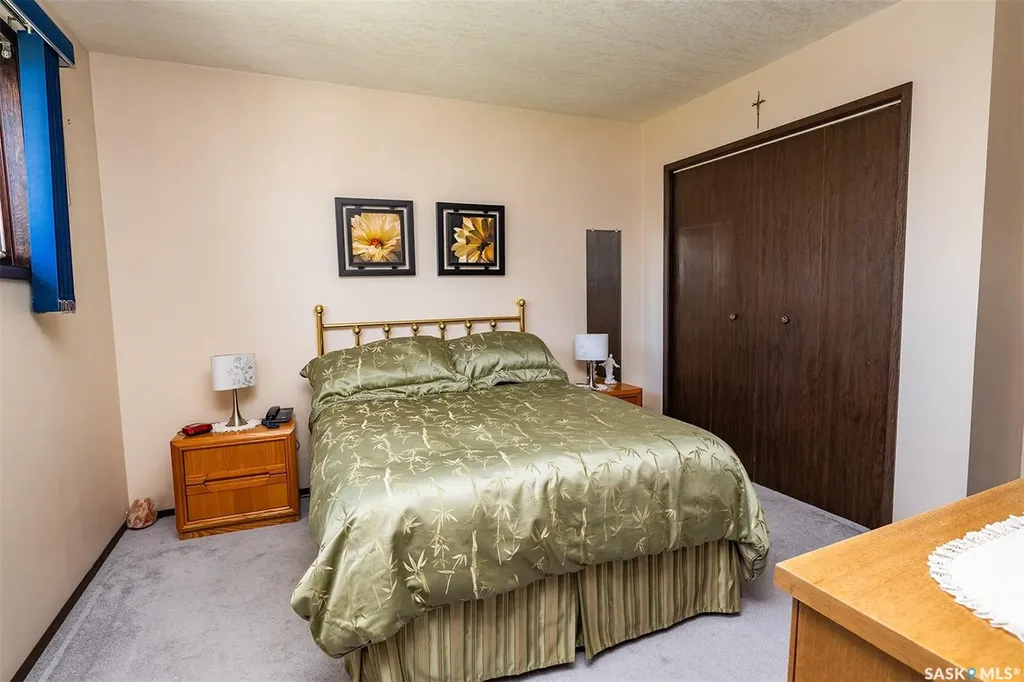 512 9th Street E Wynyard SK S0A 4T0