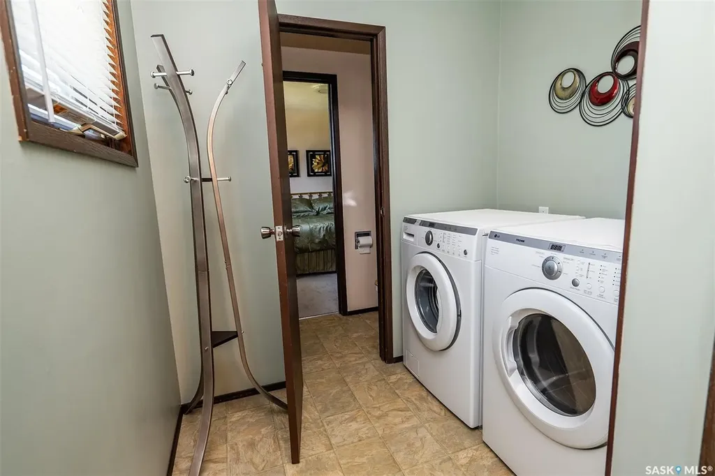 512 9th Street E Wynyard SK S0A 4T0