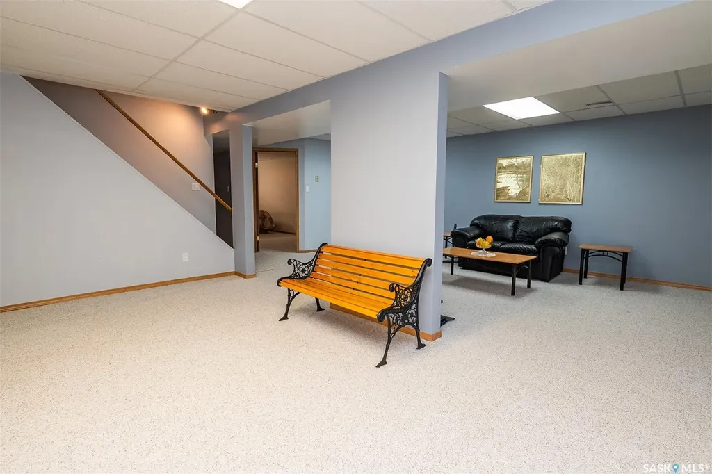 512 9th Street E Wynyard SK S0A 4T0