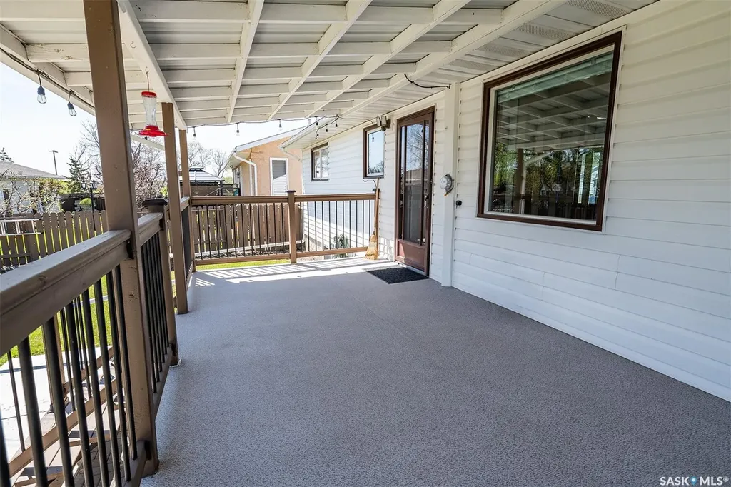 512 9th Street E Wynyard SK S0A 4T0