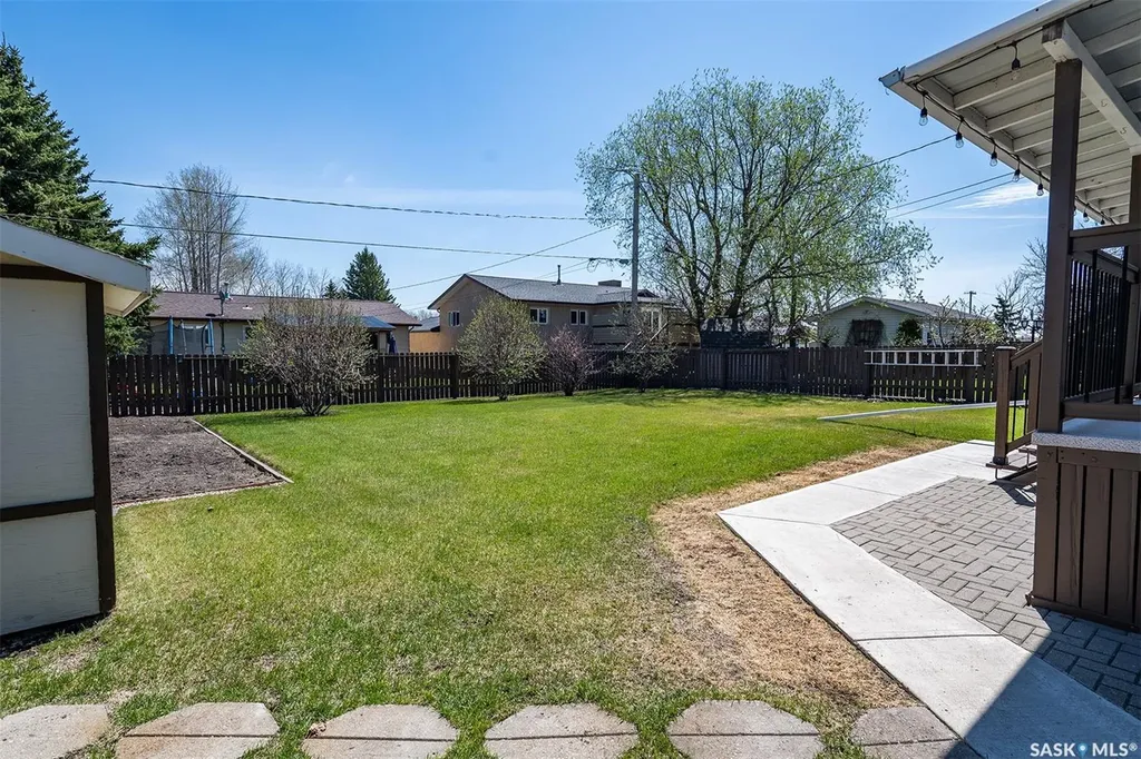512 9th Street E Wynyard SK S0A 4T0