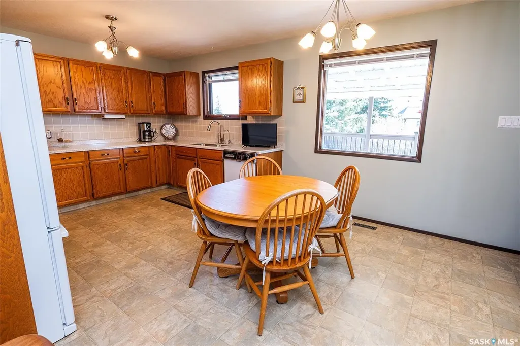 512 9th Street E Wynyard SK S0A 4T0