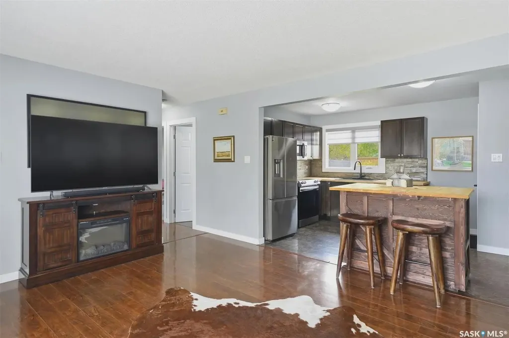 31 Bence Crescent Saskatoon SK S7L 4H9