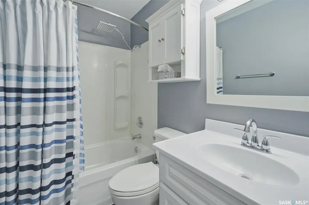 31 Bence Crescent Saskatoon SK S7L 4H9
