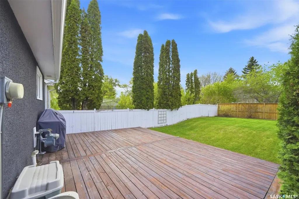 31 Bence Crescent Saskatoon SK S7L 4H9