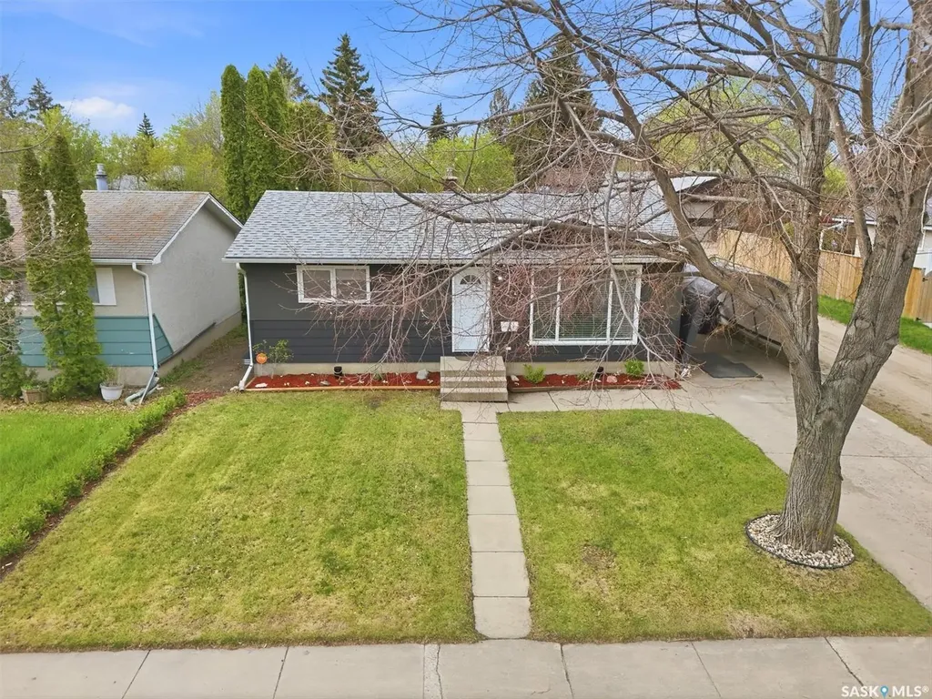 31 Bence Crescent Saskatoon SK S7L 4H9