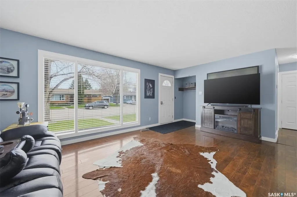 31 Bence Crescent Saskatoon SK S7L 4H9