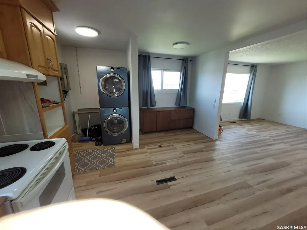 1210 P Avenue N Saskatoon SK S7L 2W9