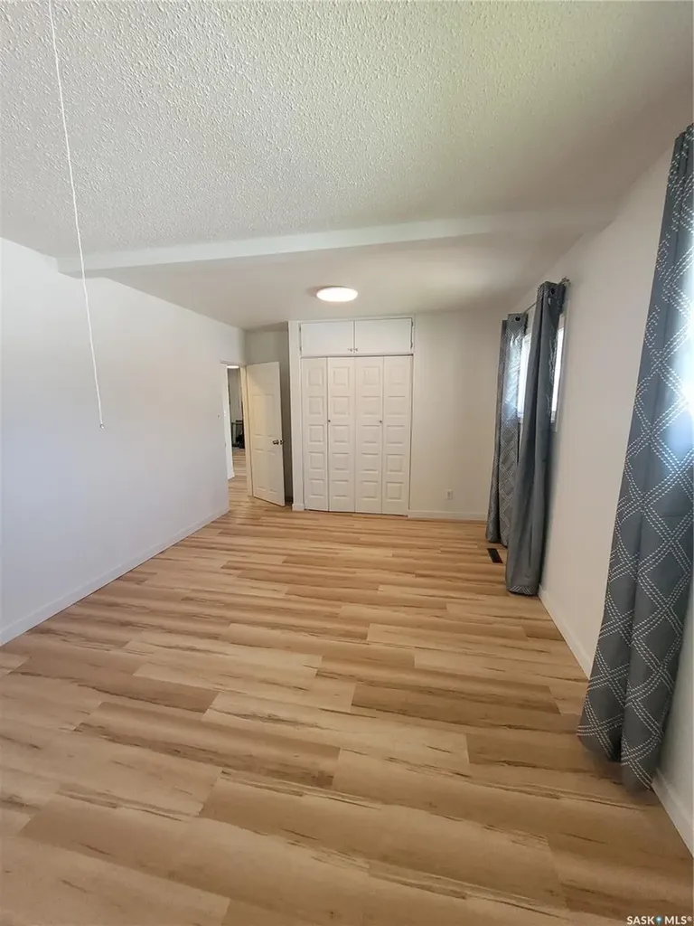 1210 P Avenue N Saskatoon SK S7L 2W9