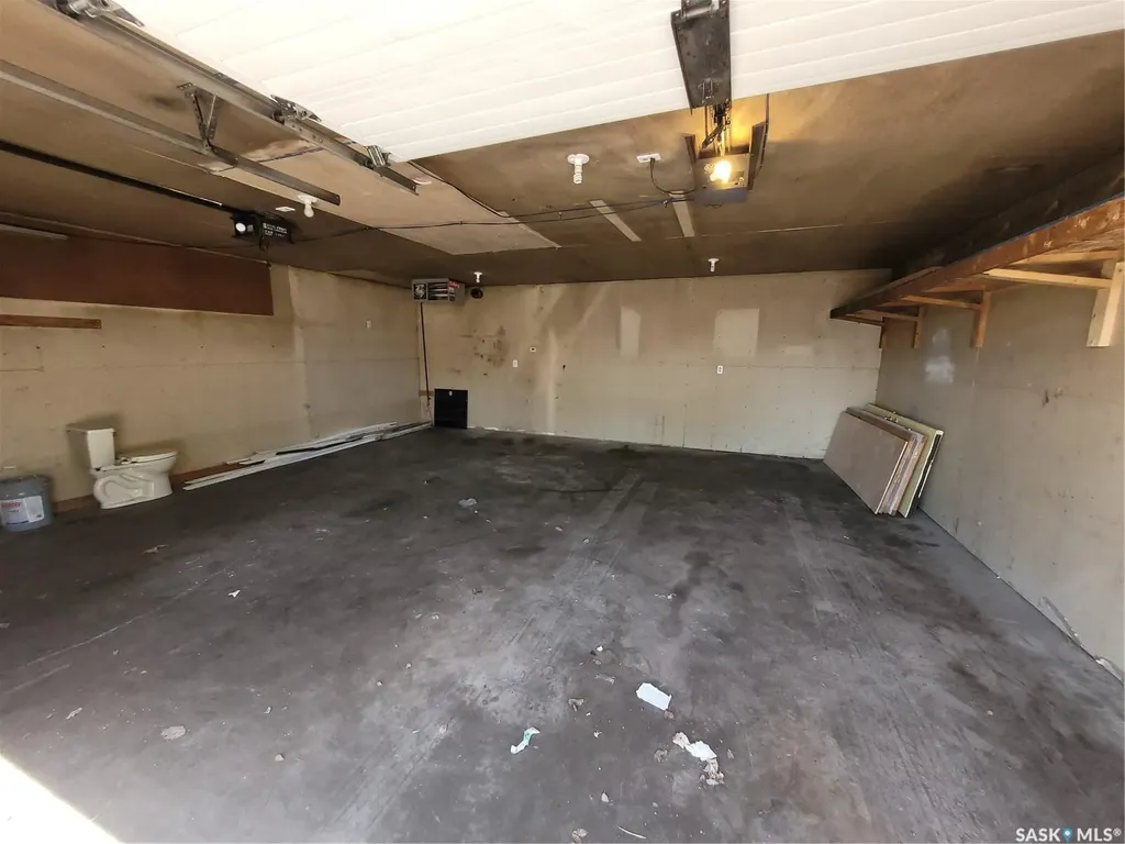 1210 P Avenue N Saskatoon SK S7L 2W9