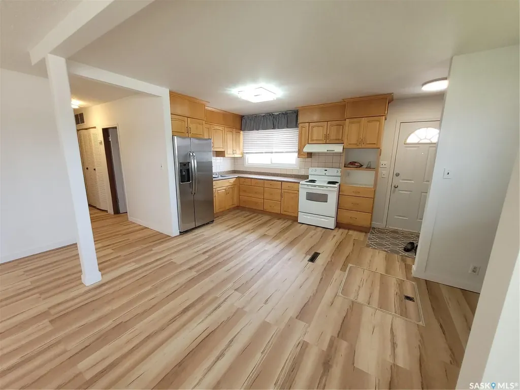 1210 P Avenue N Saskatoon SK S7L 2W9