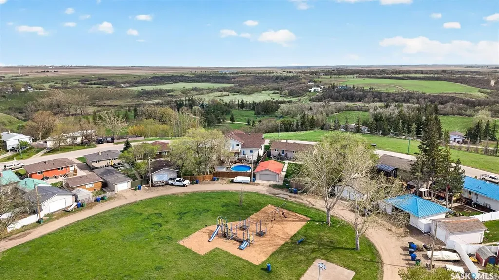 646 Keith Crescent Moose Jaw SK S6H 5P9