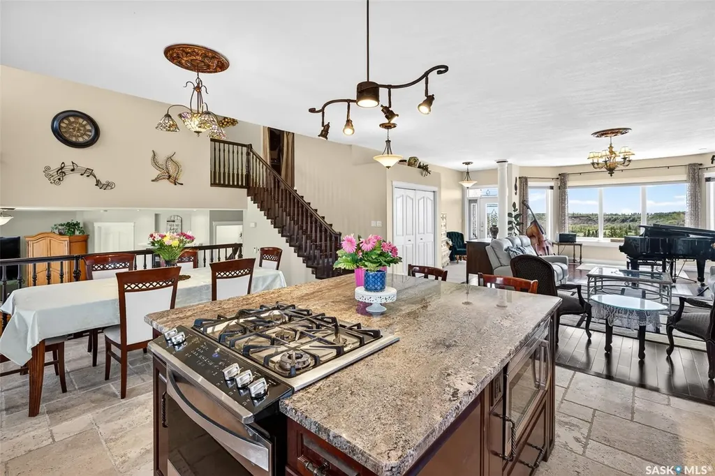 646 Keith Crescent Moose Jaw SK S6H 5P9