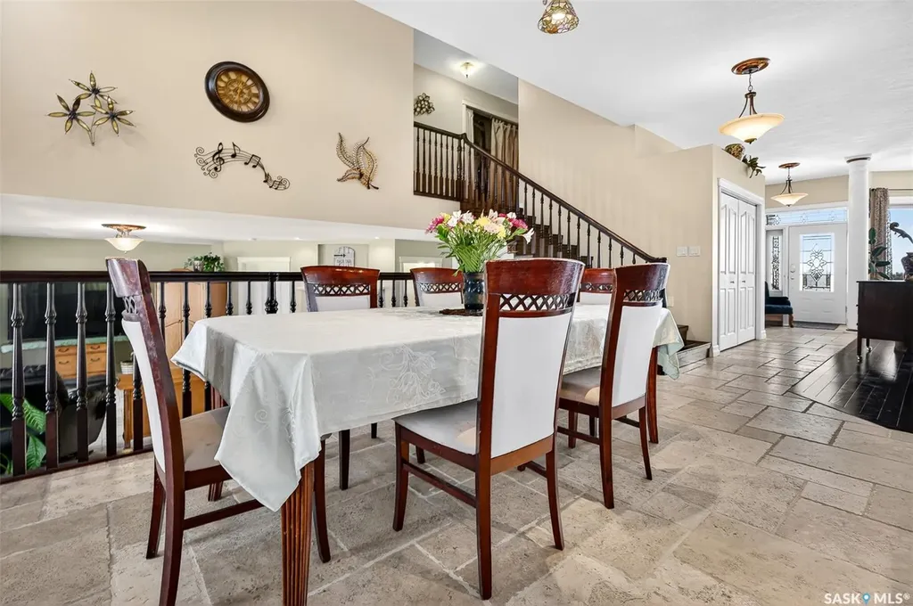 646 Keith Crescent Moose Jaw SK S6H 5P9