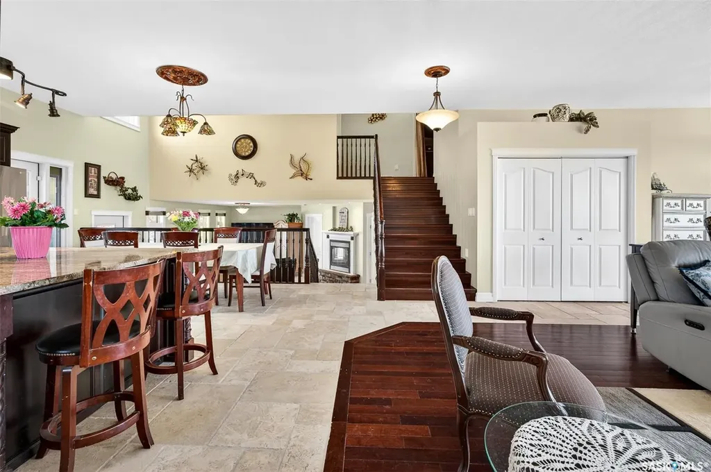 646 Keith Crescent Moose Jaw SK S6H 5P9