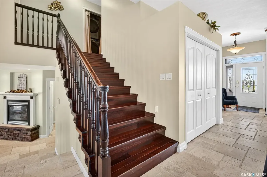 646 Keith Crescent Moose Jaw SK S6H 5P9
