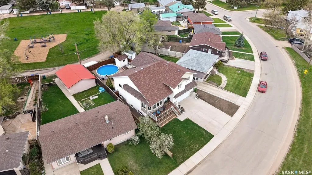 646 Keith Crescent Moose Jaw SK S6H 5P9