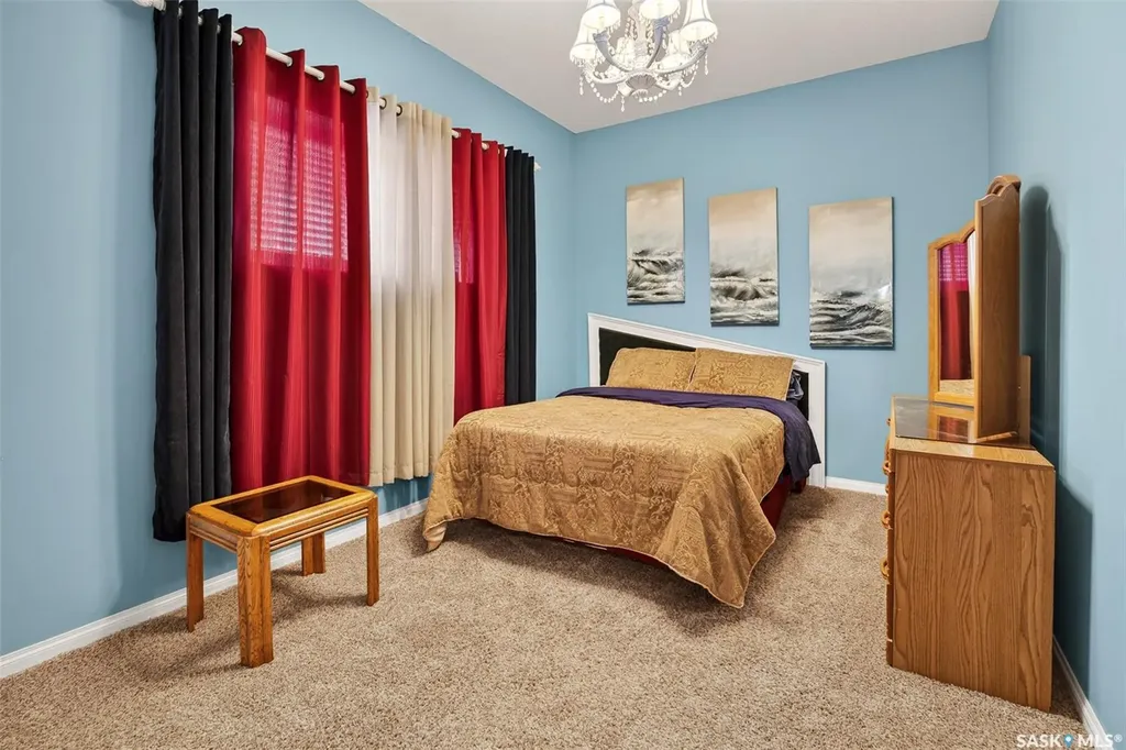 646 Keith Crescent Moose Jaw SK S6H 5P9