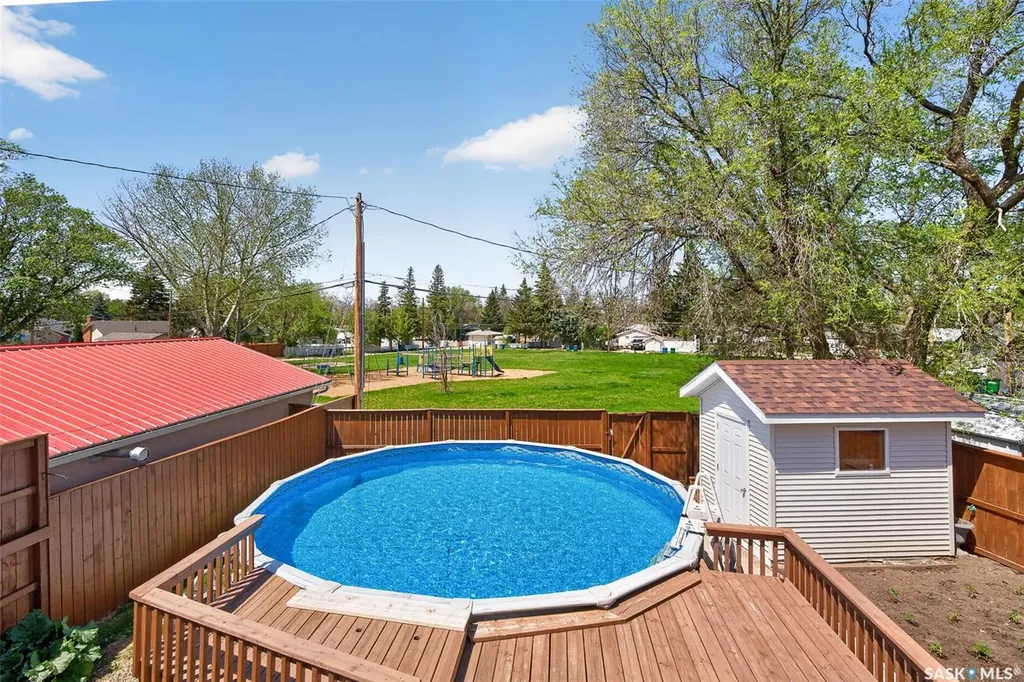 646 Keith Crescent Moose Jaw SK S6H 5P9