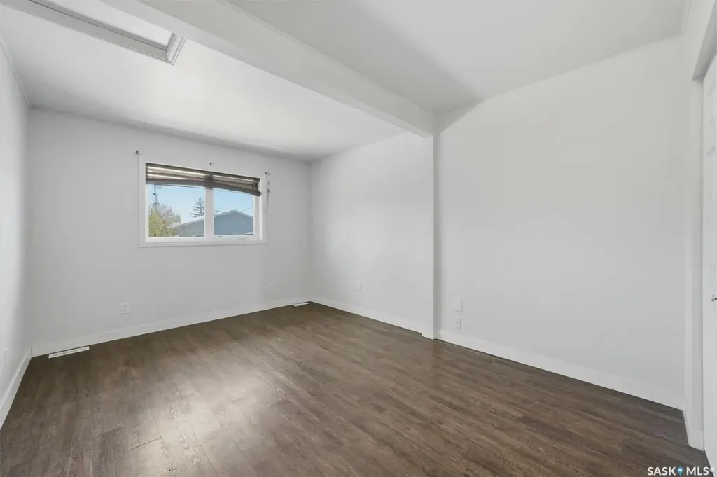 217 M Avenue N Saskatoon SK S7L 2S2