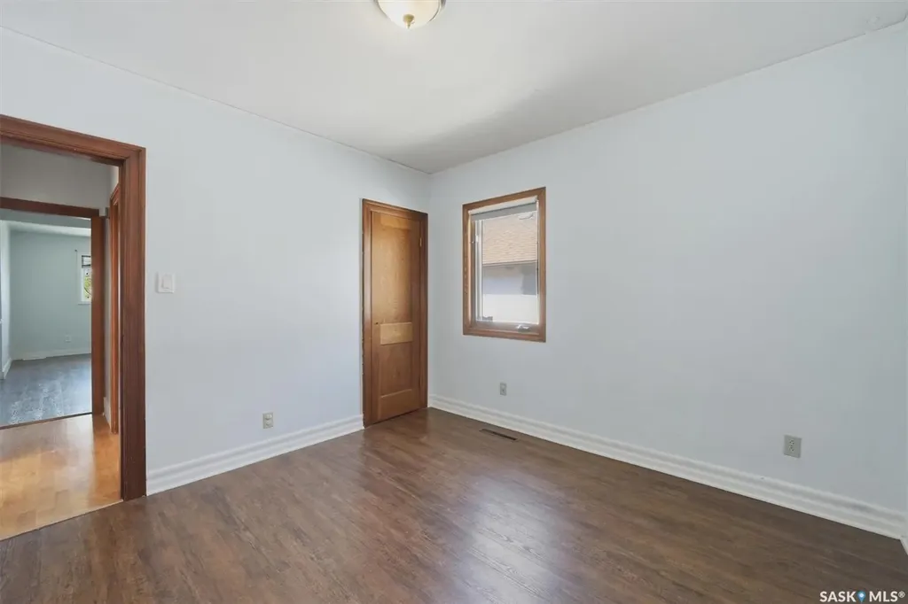 217 M Avenue N Saskatoon SK S7L 2S2