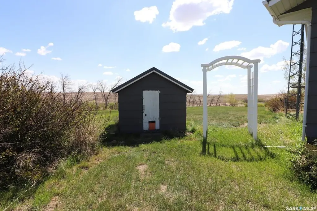 329344 Rural Address Chesterfield Rm No. 261 SK S0L 0Y0