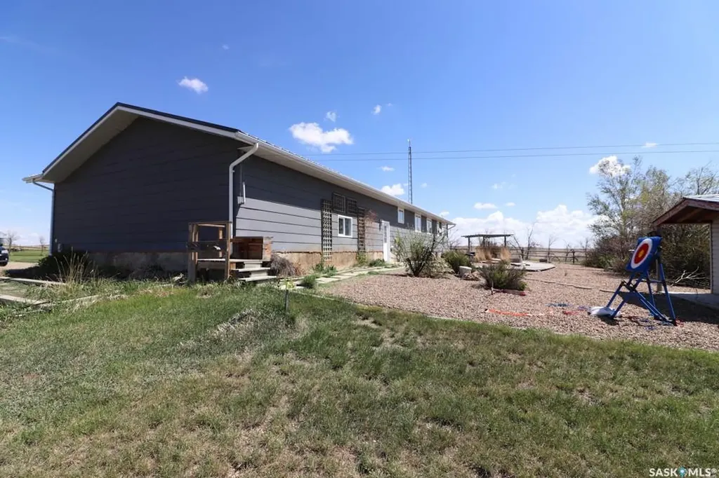 329344 Rural Address Chesterfield Rm No. 261 SK S0L 0Y0