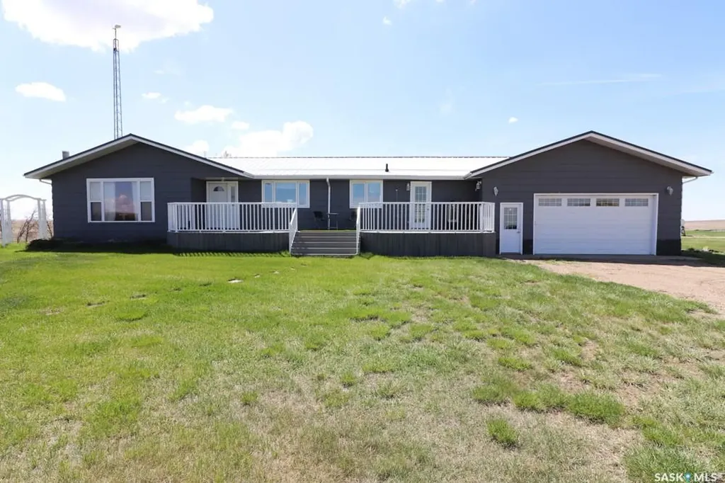 329344 Rural Address Chesterfield Rm No. 261 SK S0L 0Y0