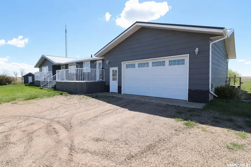 329344 Rural Address Chesterfield Rm No. 261 SK S0L 0Y0
