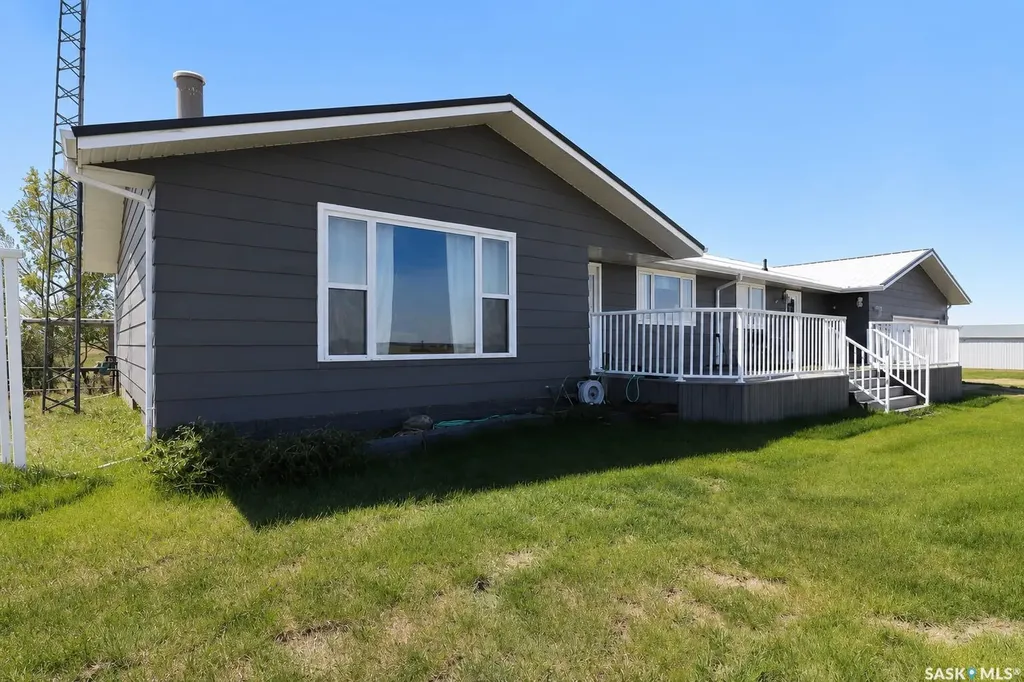 329344 Rural Address Chesterfield Rm No. 261 SK S0L 0Y0