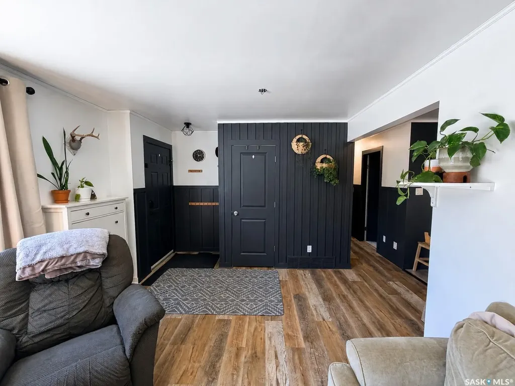 157 Coldspring Crescent Saskatoon SK S7J 3M3
