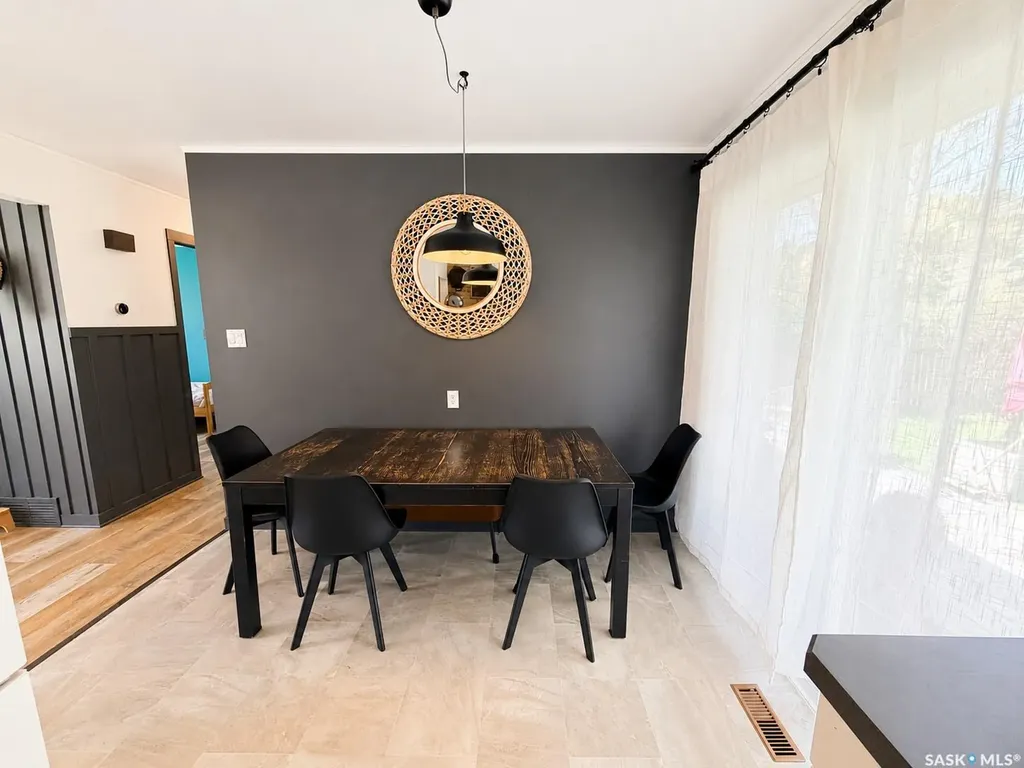 157 Coldspring Crescent Saskatoon SK S7J 3M3