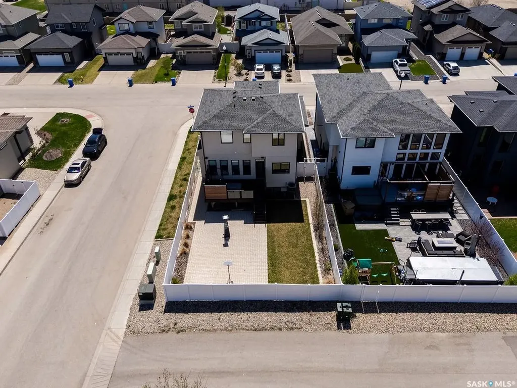 4238 Green Olive Way E Regina SK S4V 1P9