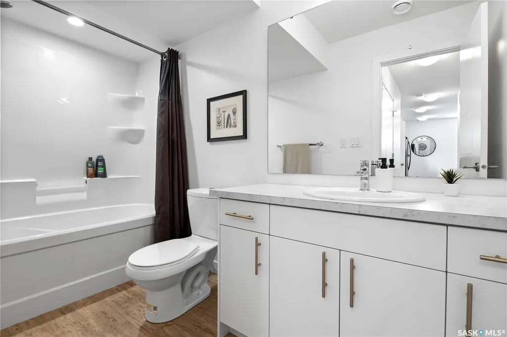 4238 Green Olive Way E Regina SK S4V 1P9