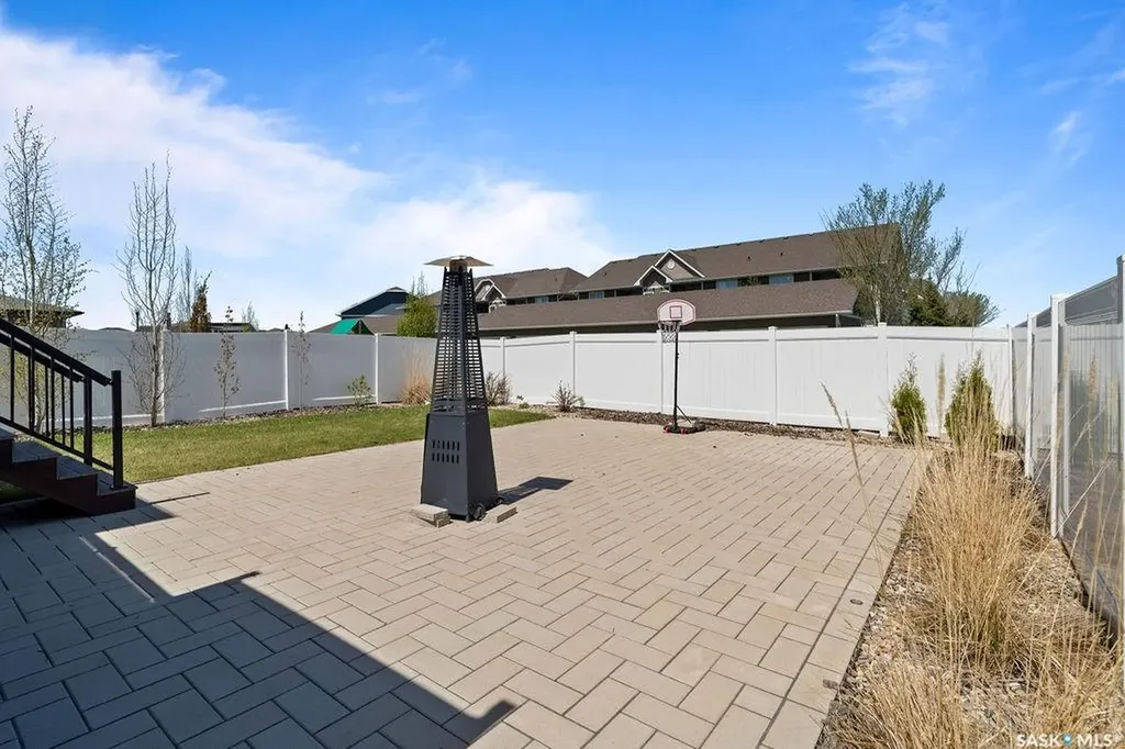 4238 Green Olive Way E Regina SK S4V 1P9