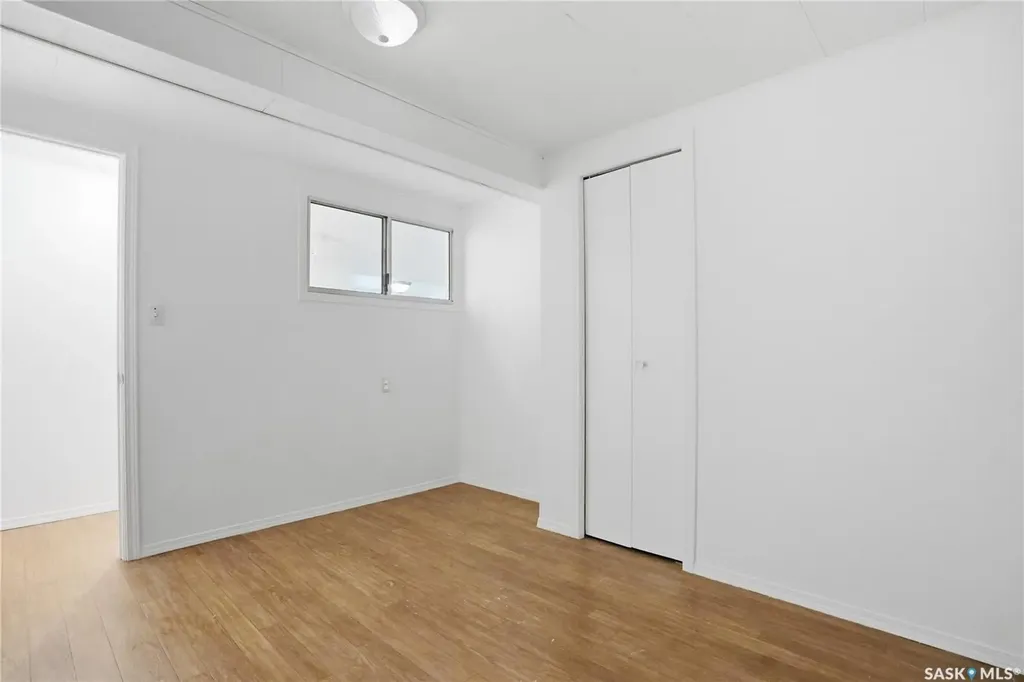 1044 East Centre Saskatoon SK S7J 3A3