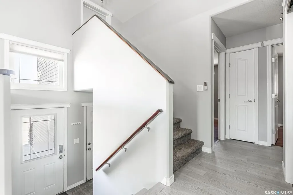 327 Roy Crescent Saskatoon SK S7W 0L1