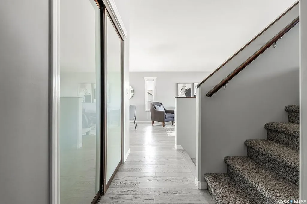 327 Roy Crescent Saskatoon SK S7W 0L1