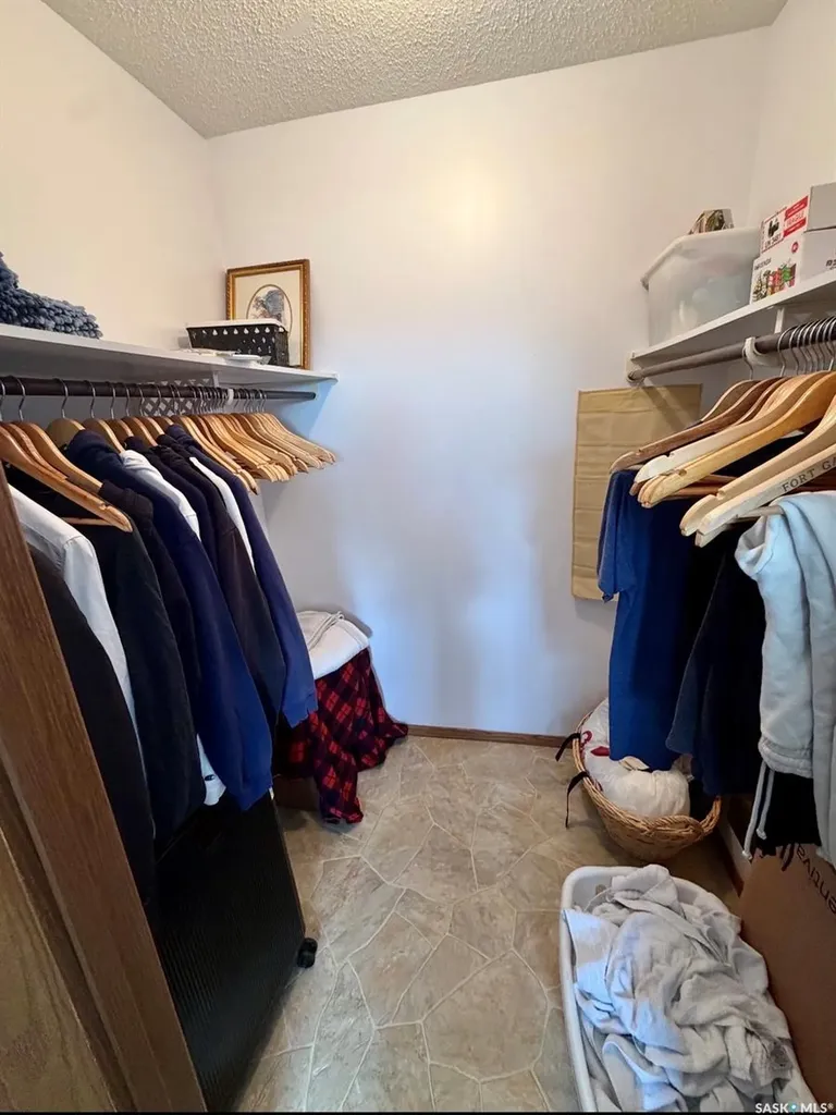 102 Manor Drive Nipawin SK S0E 1E0