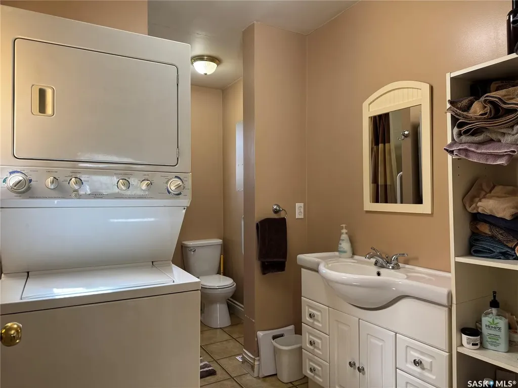 210 2nd Street W Wynyard SK S0A 4T0